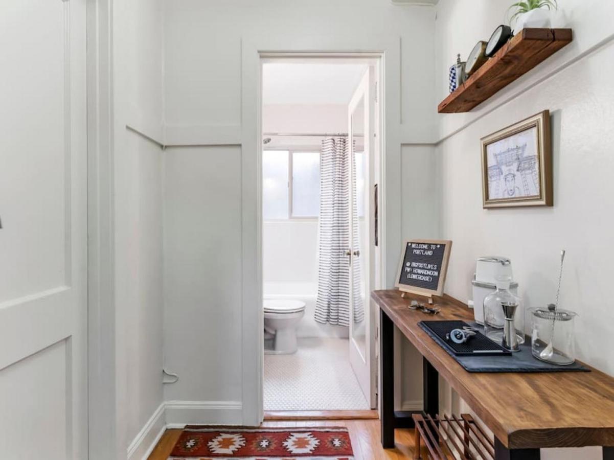 Apartment Downtown With Vintage Charm Near Train