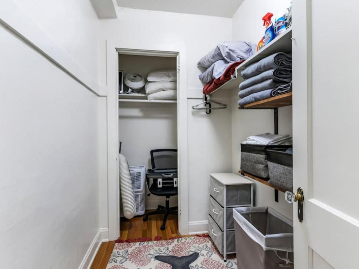 Apartment Downtown With Vintage Charm Near Train Portland